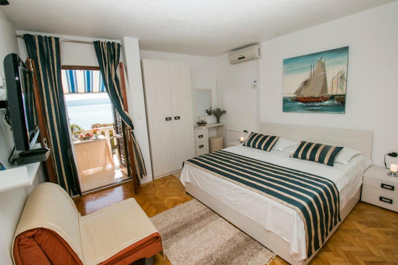 Villa Antonio Pisak Eksteriør bilde
